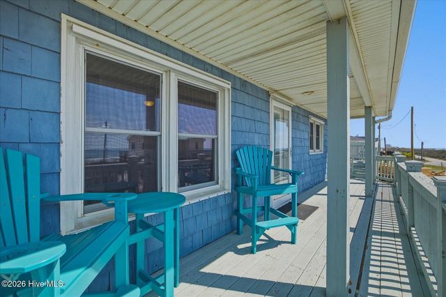 7211 10th Avenue, N Topsail Beach, NC 28460