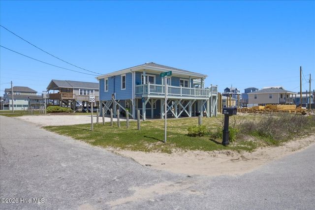 7211 10th Avenue, N Topsail Beach, NC 28460