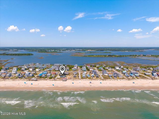 7211 10th Avenue, N Topsail Beach, NC 28460