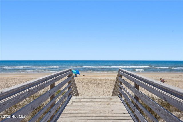 7211 10th Avenue, N Topsail Beach, NC 28460