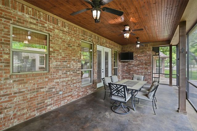 8753 S Monticello Circle, Granbury, TX 76049