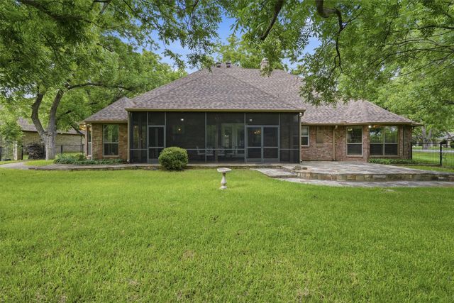 8753 S Monticello Circle, Granbury, TX 76049