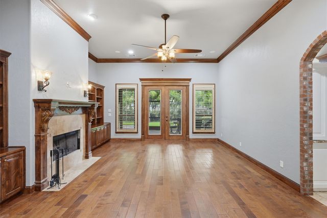 8753 S Monticello Circle, Granbury, TX 76049