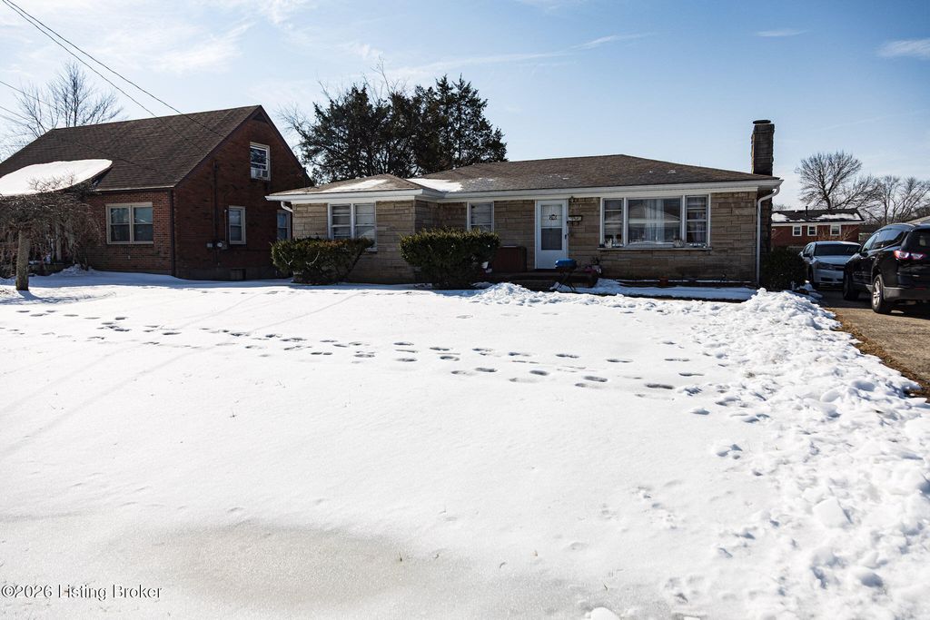 206 Harpers Ferry Rd, Louisville, KY 40214