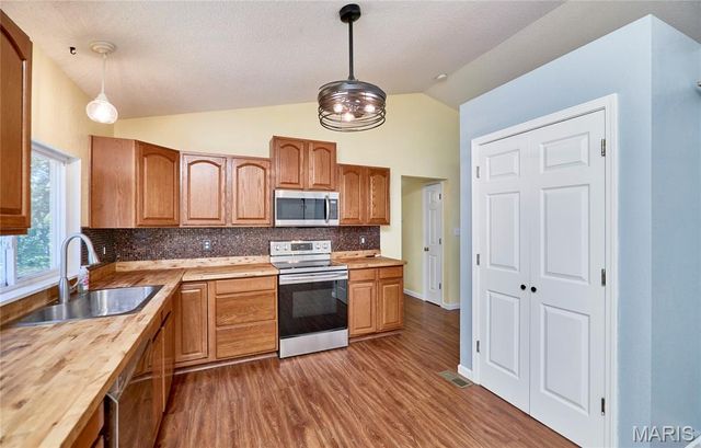 4367 Monticello Court, House Springs, MO 63051