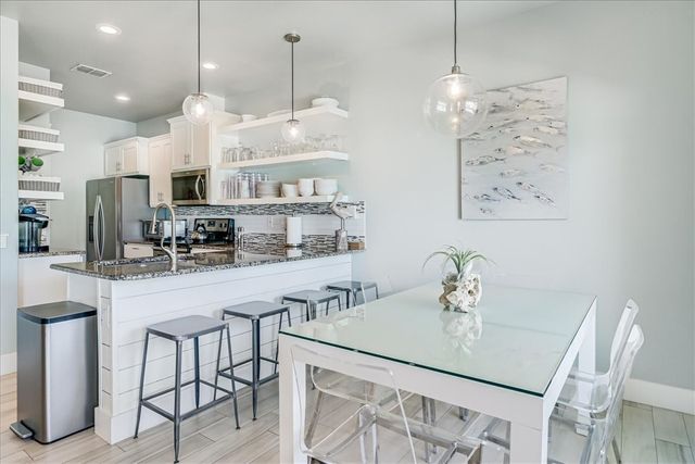 247 W Roberts Ave 20, Port Aransas, TX 78373