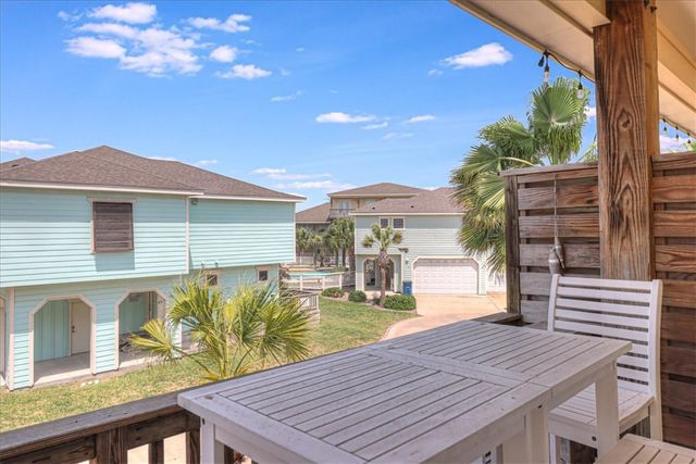 247 W Roberts Ave 20, Port Aransas, TX 78373