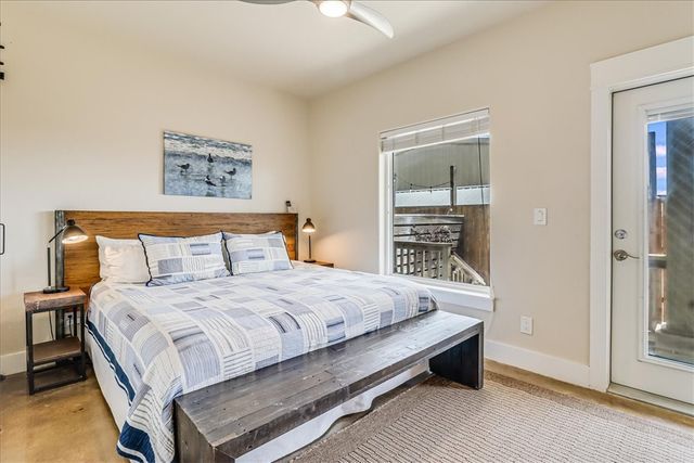 247 W Roberts Ave 20, Port Aransas, TX 78373
