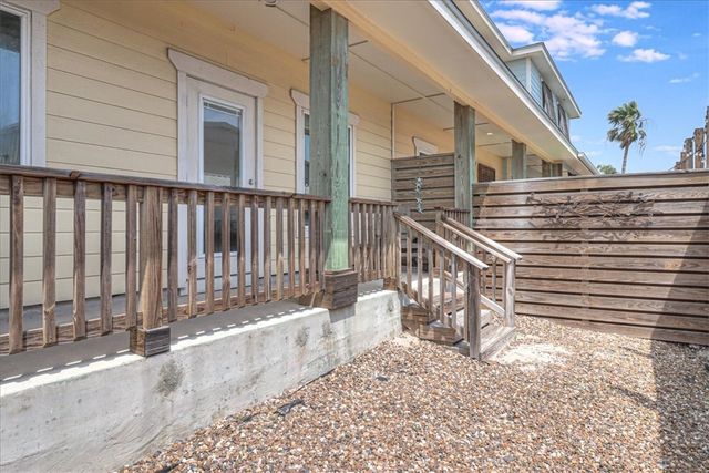 247 W Roberts Ave 20, Port Aransas, TX 78373