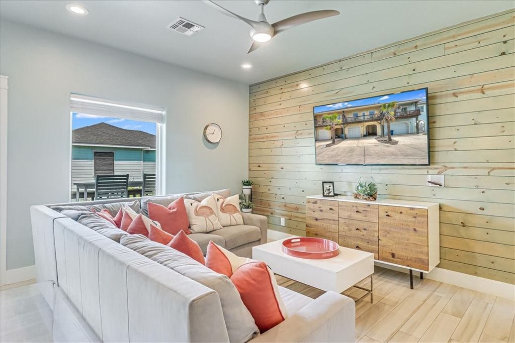 247 W Roberts Ave 20, Port Aransas, TX 78373 — photo 5