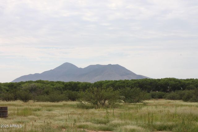 10550 E HIGHWAY 92 Highway, Hereford, AZ 85615