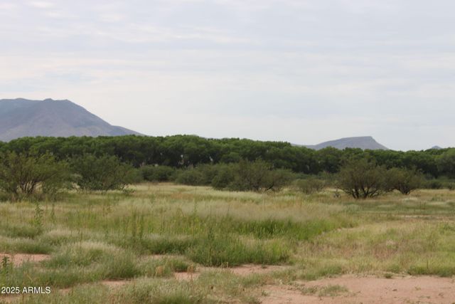 10550 E HIGHWAY 92 Highway, Hereford, AZ 85615