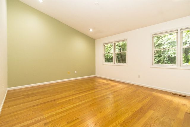 55 Crystal Brook Way A, Marlborough, MA 01752