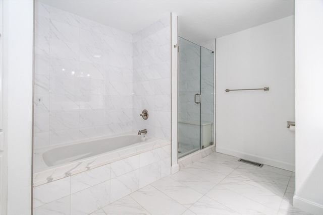55 Crystal Brook Way A, Marlborough, MA 01752