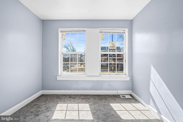 1242 SAVANNAH PL SE, Washington, DC 20032