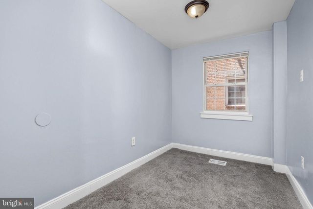 1242 SAVANNAH PL SE, Washington, DC 20032