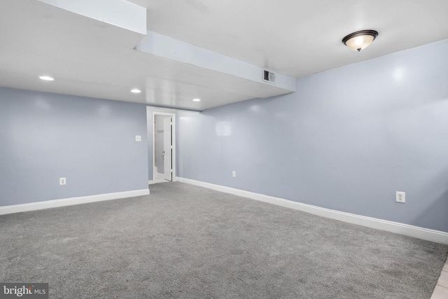 1242 SAVANNAH PL SE, Washington, DC 20032