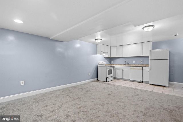 1242 SAVANNAH PL SE, Washington, DC 20032