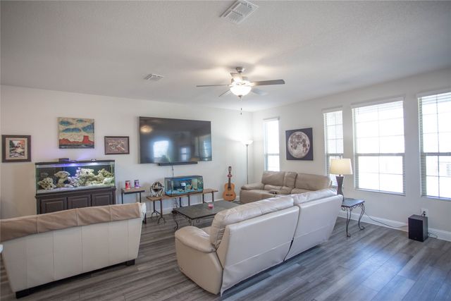2653 Kings Canyon Mews, Corinth, TX 76210