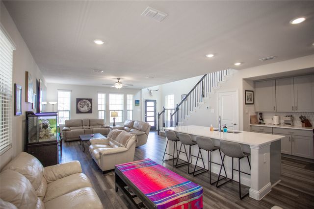 2653 Kings Canyon Mews, Corinth, TX 76210