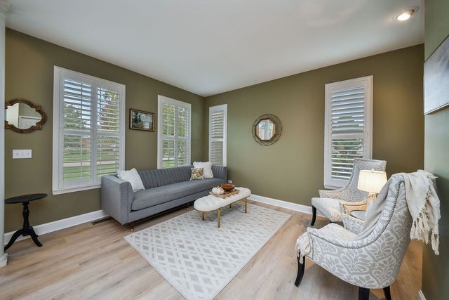 2801 Haydn Street, Woodstock, IL 60098