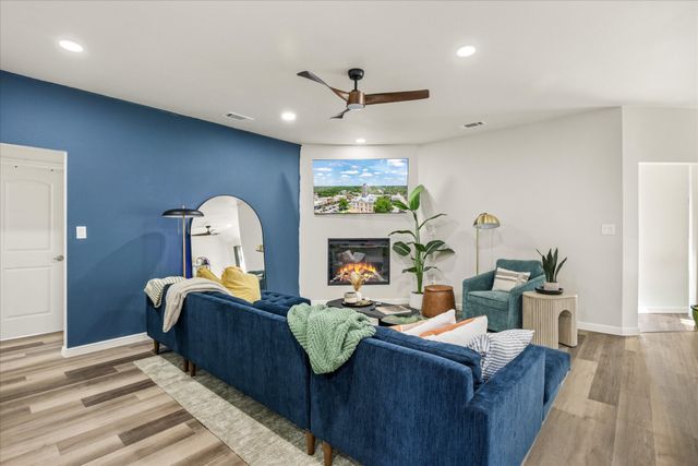 4801 W Wedgefield Road, Granbury, TX 76049