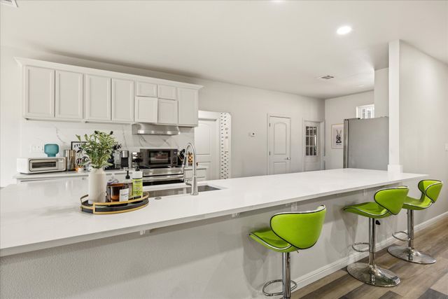 4801 W Wedgefield Road, Granbury, TX 76049