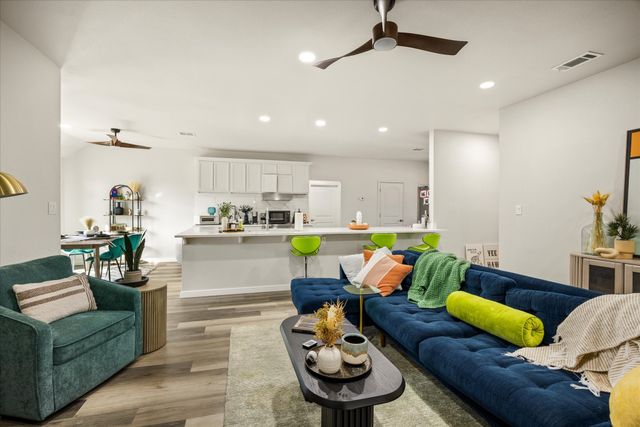 4801 W Wedgefield Road, Granbury, TX 76049