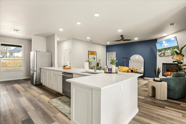 4801 W Wedgefield Road, Granbury, TX 76049