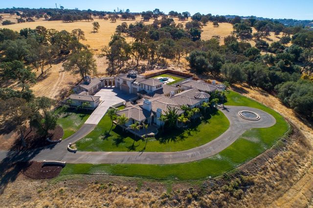 2070 W Green Springs Rd, El Dorado Hills, CA 95762