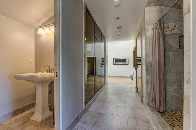 2070 W Green Springs Rd, El Dorado Hills, CA 95762
