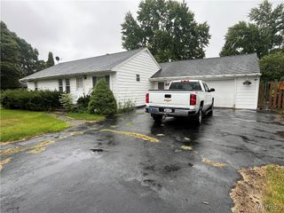 8251 Colonial Drive, Niagara, NY 14304
