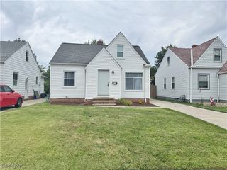 5212 Wood Avenue, Parma, OH 44134