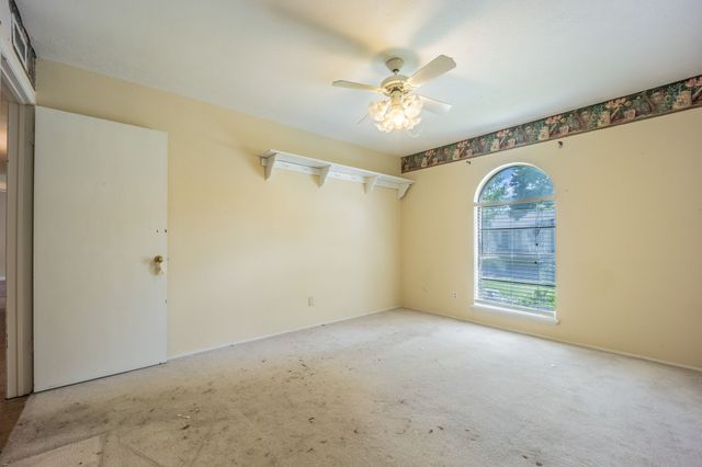 605 Via Del Sur, Mesquite, TX 75150