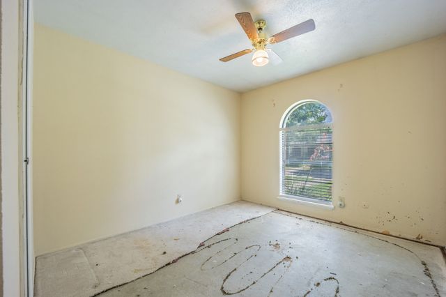 605 Via Del Sur, Mesquite, TX 75150