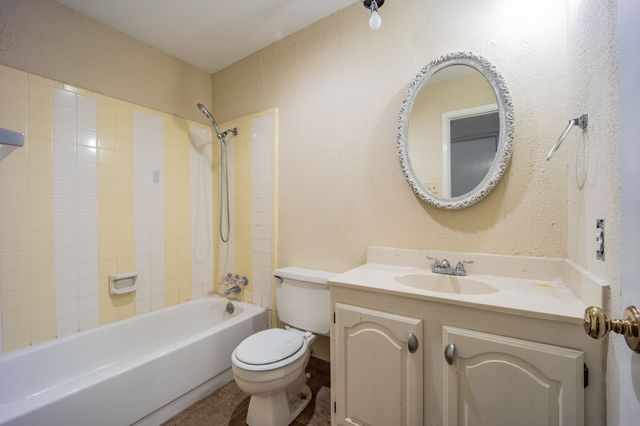 605 Via Del Sur, Mesquite, TX 75150