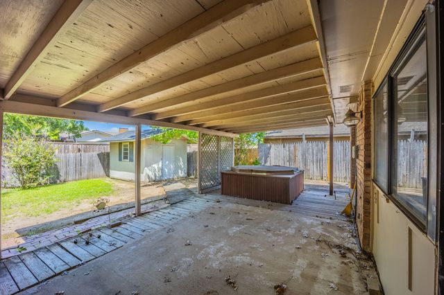 605 Via Del Sur, Mesquite, TX 75150