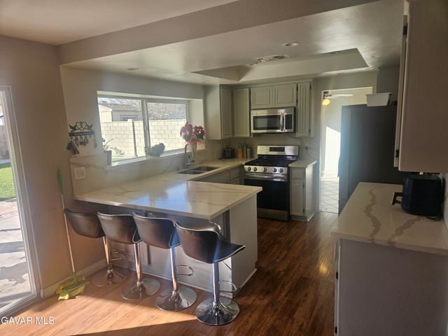 37323 Daybreak Street, Palmdale, CA 93550