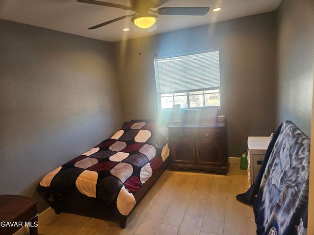 37323 Daybreak Street, Palmdale, CA 93550