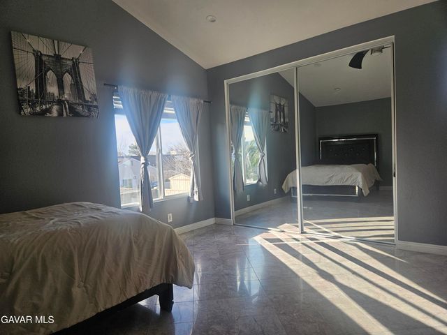 37323 Daybreak Street, Palmdale, CA 93550