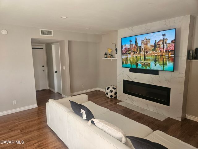 37323 Daybreak Street, Palmdale, CA 93550