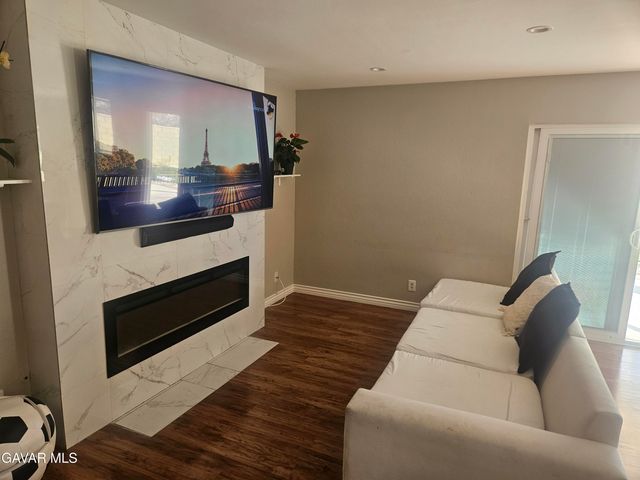 37323 Daybreak Street, Palmdale, CA 93550