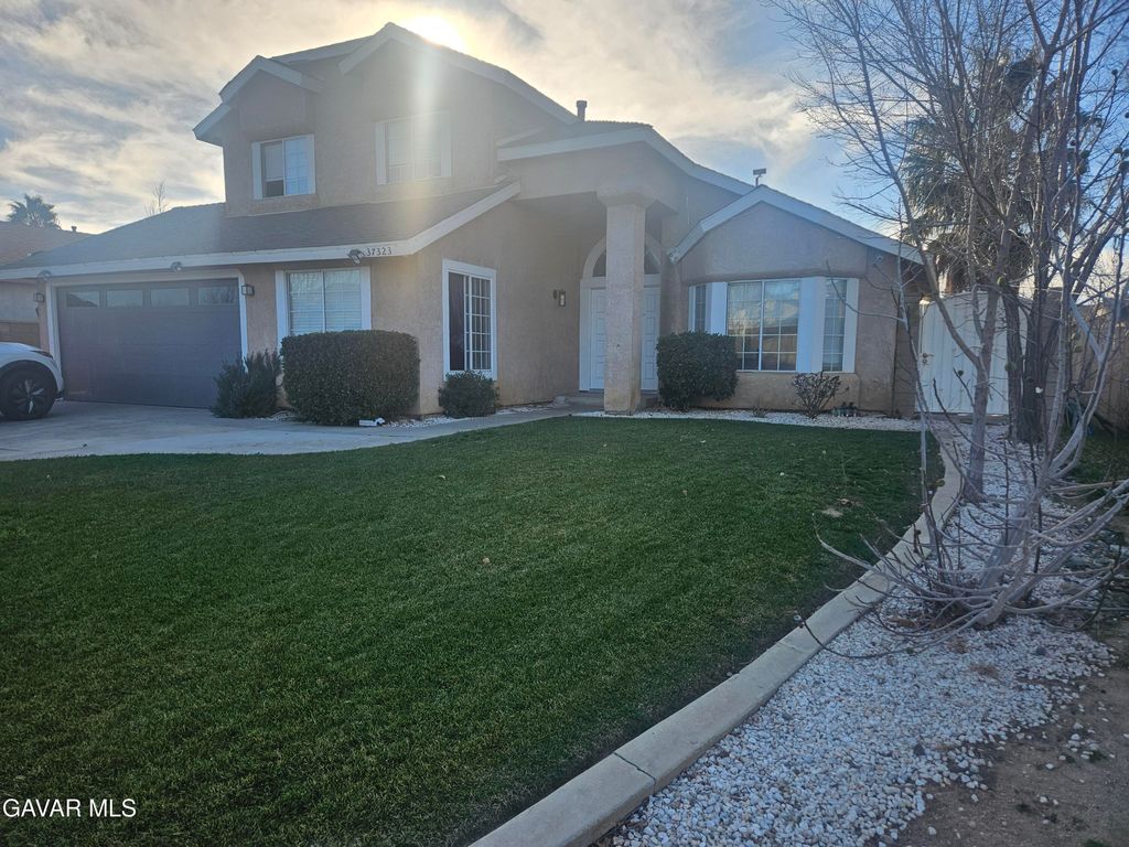 37323 Daybreak Street, Palmdale, CA 93550
