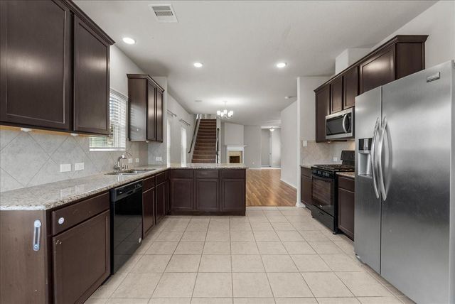 5111 Bay Lane, Bacliff, TX 77518