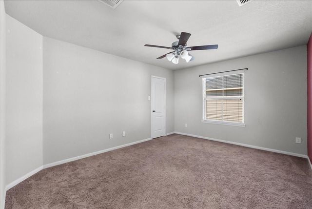 5111 Bay Lane, Bacliff, TX 77518