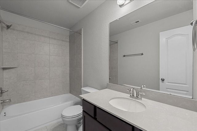 5111 Bay Lane, Bacliff, TX 77518