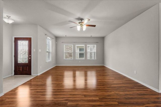 5111 Bay Lane, Bacliff, TX 77518