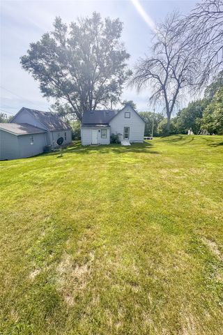 606 N 3rd Street, Guthrie Center, IA 50115