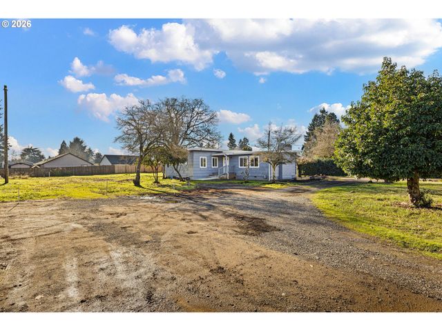450 Hunsaker Ln, Eugene, OR 97404
