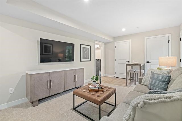 8013 Chief Way, Adams Twp, PA 16046